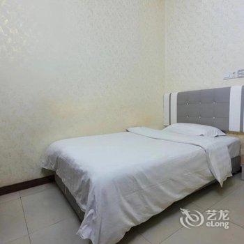 东郊宾馆(重庆巴南鱼胡路轻轨站店)酒店提供图片