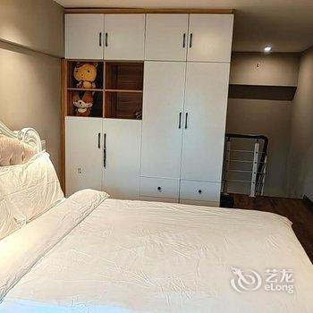 重庆渝福里民宿酒店提供图片