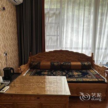 新龙印象新龙主题酒店酒店提供图片