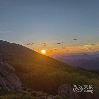 老闫客栈(聚灵峡灵山风景区店)酒店提供图片
