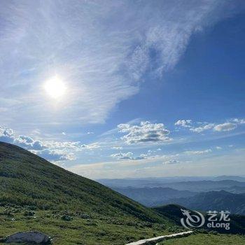 老闫客栈(聚灵峡灵山风景区店)酒店提供图片
