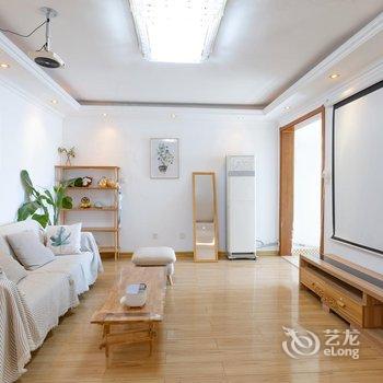 青岛小城物语民宿酒店提供图片
