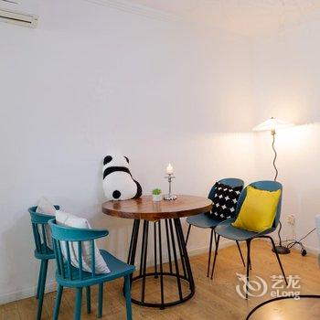 青岛小城物语民宿酒店提供图片