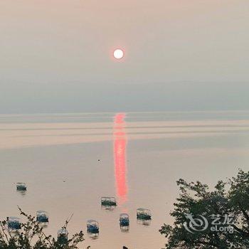 澄江县栖心荷民宿酒店提供图片
