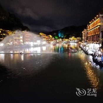 凤凰佳悦客栈酒店提供图片