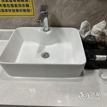 新龙印象新龙主题酒店酒店提供图片