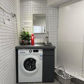 阳光满屋酒店(广西艺术学校麻村地铁站店)酒店提供图片