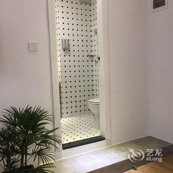 阳光满屋酒店(广西艺术学校麻村地铁站店)酒店提供图片