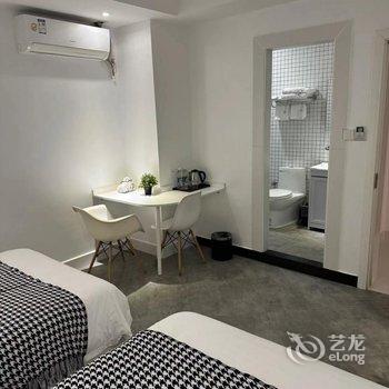 阳光满屋酒店(广西艺术学校麻村地铁站店)酒店提供图片