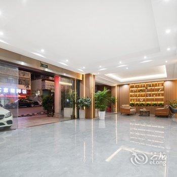 鸿天W酒店(赣州江南宋城步步高新天地店)酒店提供图片