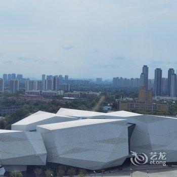 成都港伦凯艺酒店(东郊记忆理工大学店)酒店提供图片