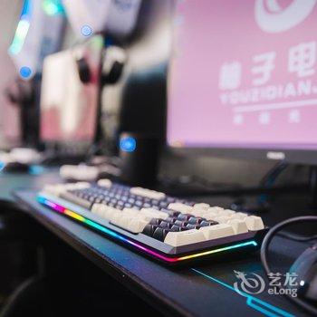 柚子电竞酒店(青岛台东步行街店)酒店提供图片