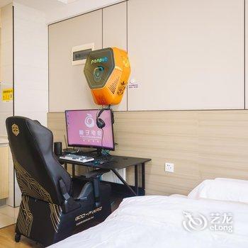 柚子电竞酒店(青岛台东步行街店)酒店提供图片