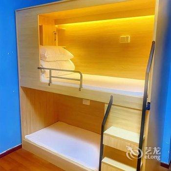 三脚猫青年旅舍民宿(重庆观音桥店)酒店提供图片