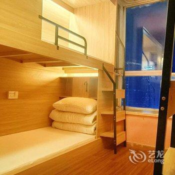 三脚猫青年旅舍民宿(重庆观音桥店)酒店提供图片