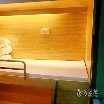 三脚猫青年旅舍民宿(重庆观音桥店)酒店提供图片