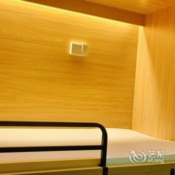 三脚猫青年旅舍民宿(重庆观音桥店)酒店提供图片