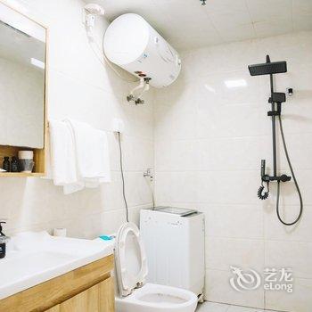 柚子电竞酒店(青岛台东步行街店)酒店提供图片