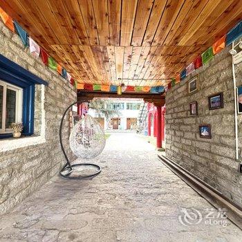 稻城风陵渡客栈酒店提供图片