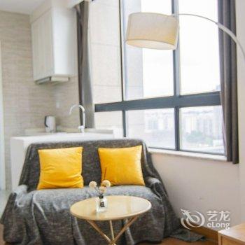 涵小屋精品民宿(梅家浜路2号分店)酒店提供图片