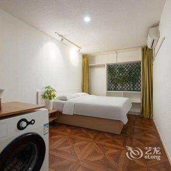 筑美印象酒店式公寓(青岛台东步行街店)酒店提供图片