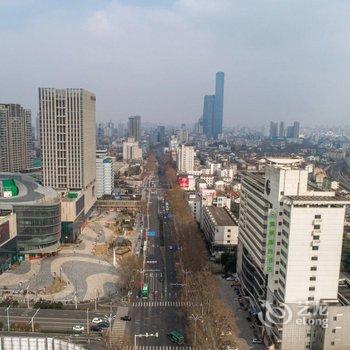 梦享智选酒店(镇江火车站万达广场店)酒店提供图片