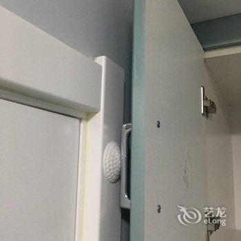 蘭生黑白公寓(观潮路分店)酒店提供图片