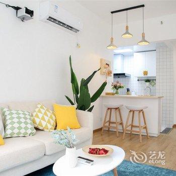 celine成都的家公寓(红星路三段1号分店)酒店提供图片