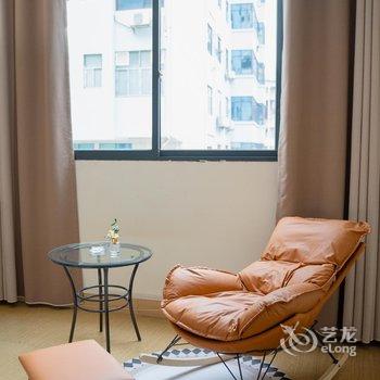 南宁莱米便捷酒店(广西大学秀灵地铁站店)酒店提供图片