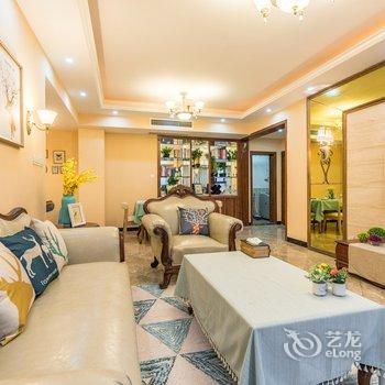 重庆Locals路客·重庆南岸A08舍公寓(觉林寺报恩塔分店)酒店提供图片