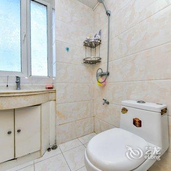 青岛东李青银高速收费口温馨二居室停车位靠崂山普通公寓酒店提供图片