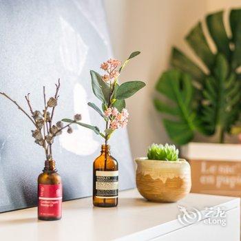 成都米兰死忠公寓酒店提供图片