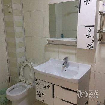 青岛凤凰浴火公寓(2号店)酒店提供图片