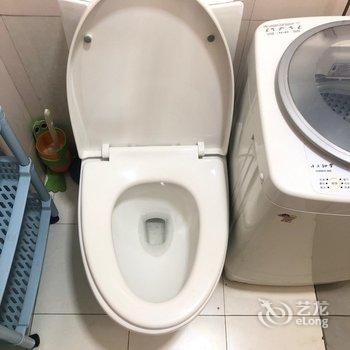青岛(地铁步行三分钟)欧式私家精品双卧客房公寓(2号店)酒店提供图片