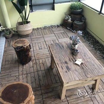 重庆左右民宿(千佛寺分店)酒店提供图片