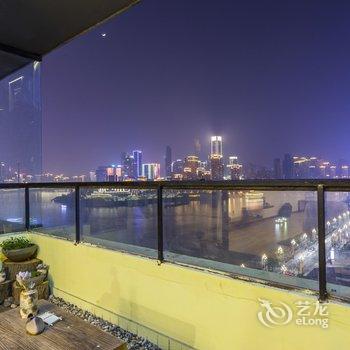 重庆左右民宿(千佛寺分店)酒店提供图片