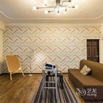 重庆叁什贰公寓(重庆大轰炸惨案遗址分店)酒店提供图片