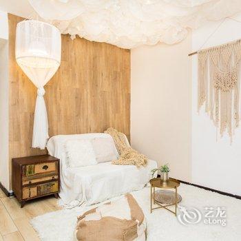 重庆未知民宿(潘家沟分店)酒店提供图片