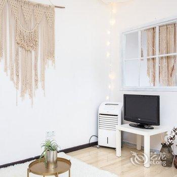 重庆未知民宿(潘家沟分店)酒店提供图片