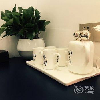 上海三生三舍smile公寓(天主教君王堂分店)酒店提供图片