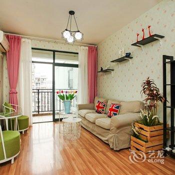 重庆冯小姐姐公寓酒店提供图片