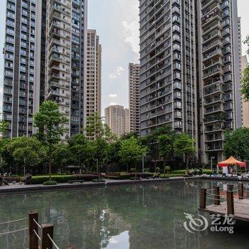 重庆到家了公寓酒店提供图片