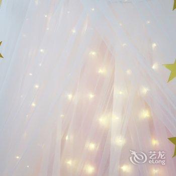 重庆小美好公寓酒店提供图片