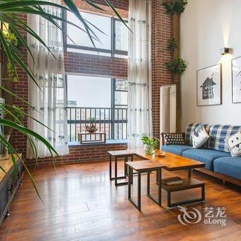 广州喧嚣中的一缕宁静公寓(长岗街分店)酒店提供图片