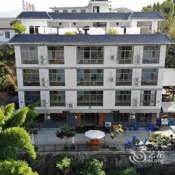 安康湖畔民居酒店提供图片