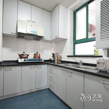 上海外滩全景民宿(北外滩111分店)酒店提供图片
