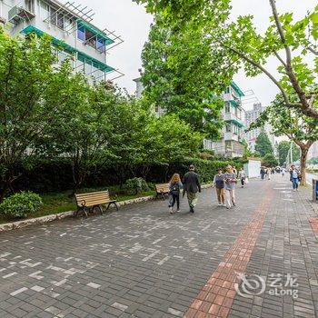 FitRoom公寓(上海宋园路站店)酒店提供图片