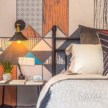 广州路客BE5870精品民宿酒店提供图片