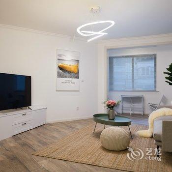 上海上海百年孤独千年一叹普通公寓(漕溪北路店)酒店提供图片