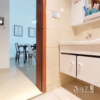 重庆Locals路客·重庆南岸A02舍公寓(大玩家分店)酒店提供图片